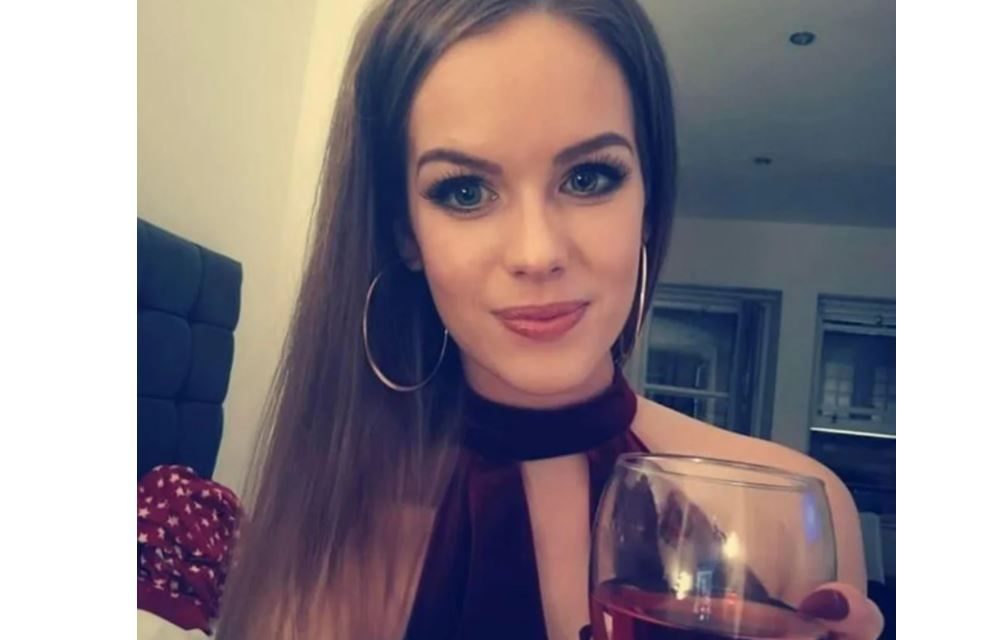 Maestra se fue de fiesta con alumnos y tuvo relaciones con un menor