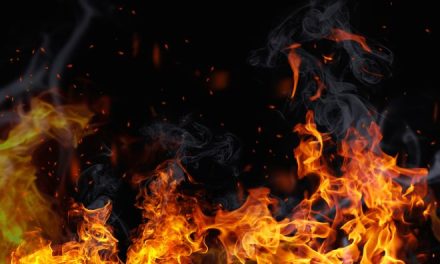 Abuelito provoca incendio en Saltillo al quedarse dormido con un cigarro en la mano
