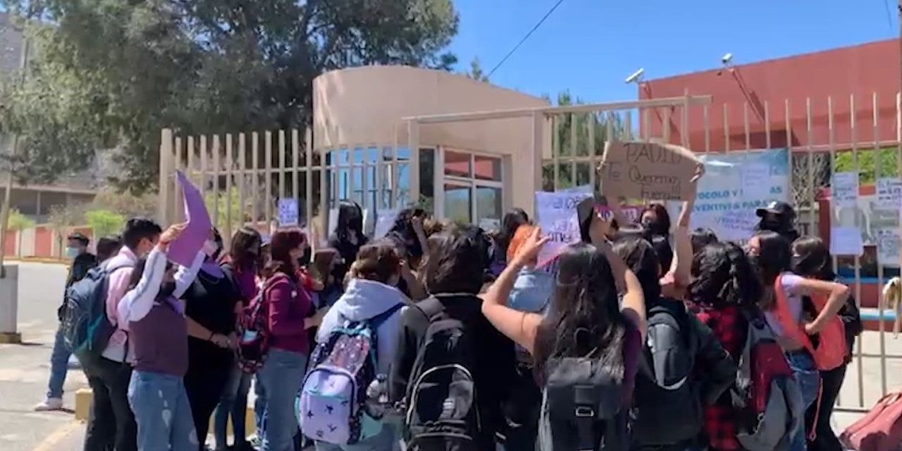 Universidades de Saltillo deben visibilizar el acoso sexual de maestros hacia alumnas