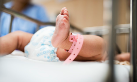 Pequeña de 1 año muere en Torreón por covid-19