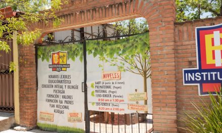 ‘Asco de colegio’; madre de familia exhibe a institución de Saltillo por maltrato a un menor