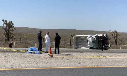 Hombre pidió ‘raid’ y perdió la vida; se registra aparatosa volcadura sobre la autopista Saltillo-Torreón