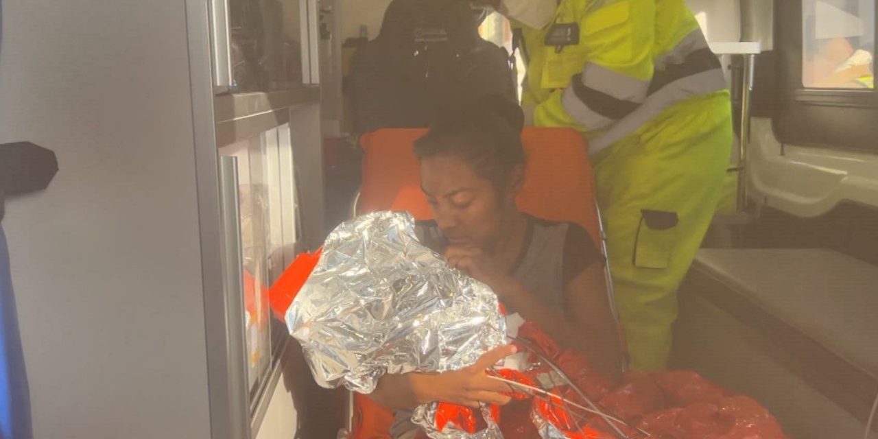 Bebita que quedó atrapada en incendio de Saltillo es trasladada a Texas para su atención