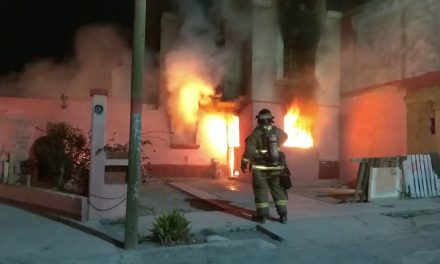 Incendio consume una vivienda en colonia Nueva Mirasierra de Saltillo