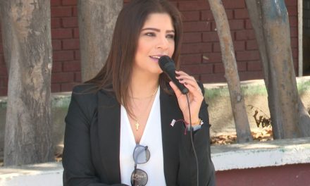 Creo en ustedes: Laura Mery a niños de escuela en Saltillo