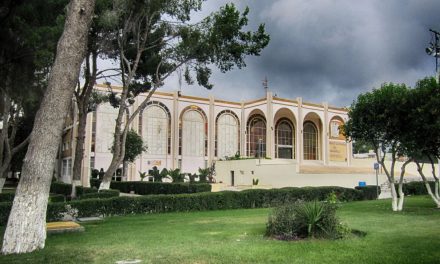 UAdeC señala a maestros con doble plaza