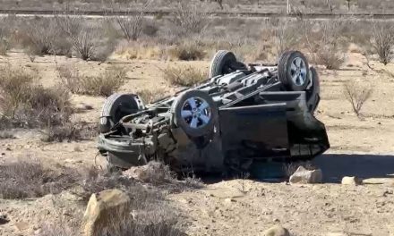 Muere mujer tras volcadura en Ramos Arizpe; accidente deja persona lesionada de gravedad