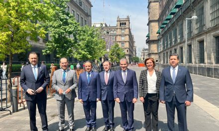MARS asiste a reunión de gobernadores con AMLO