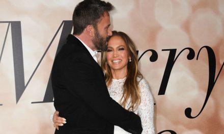 ¡El amor triunfa! Jennifer Lopez y Ben Affleck se comprometen