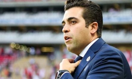 Chivas le dice adiós a Marcelo Leaño tras derrota ante Rayados