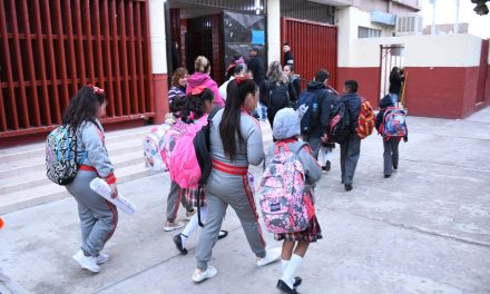 Hoy regresaron 569 mil alumnos a clases en Coahuila