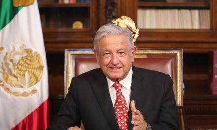 AMLO afirma que rechazar la reforma eléctrica fue un acto de traición a México