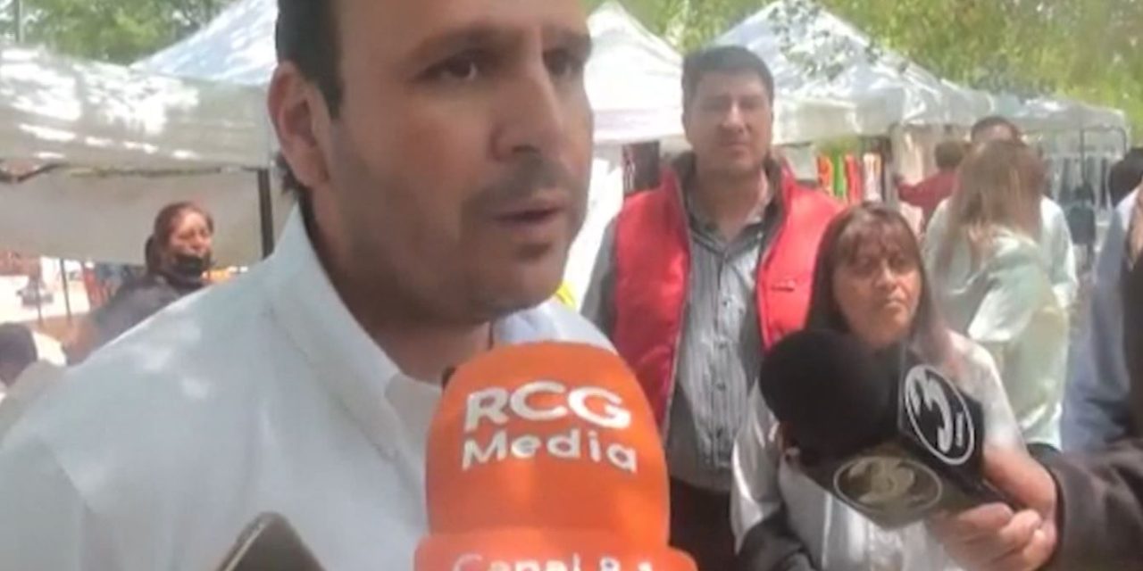 Alcalde lamenta incremento en consumo de cristal en Parras
