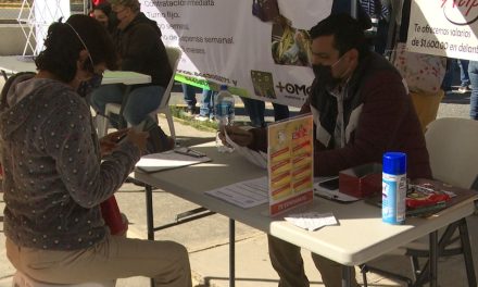Coahuila destaca en disminución de brecha salarial