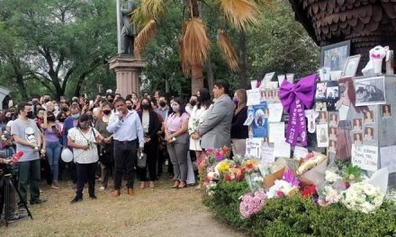 Hoy era el primer día de clases presenciales de Debanhi y no llegó; compañeros le rinden homenaje