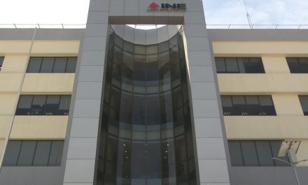 Denuncian en Coahuila a alcaldes de MORENA ante el INE