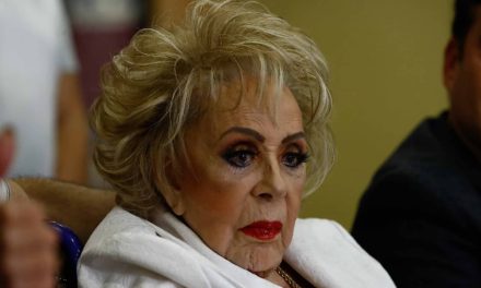 Dos personas roban la casa de Silvia Pinal al sur de la CDMX