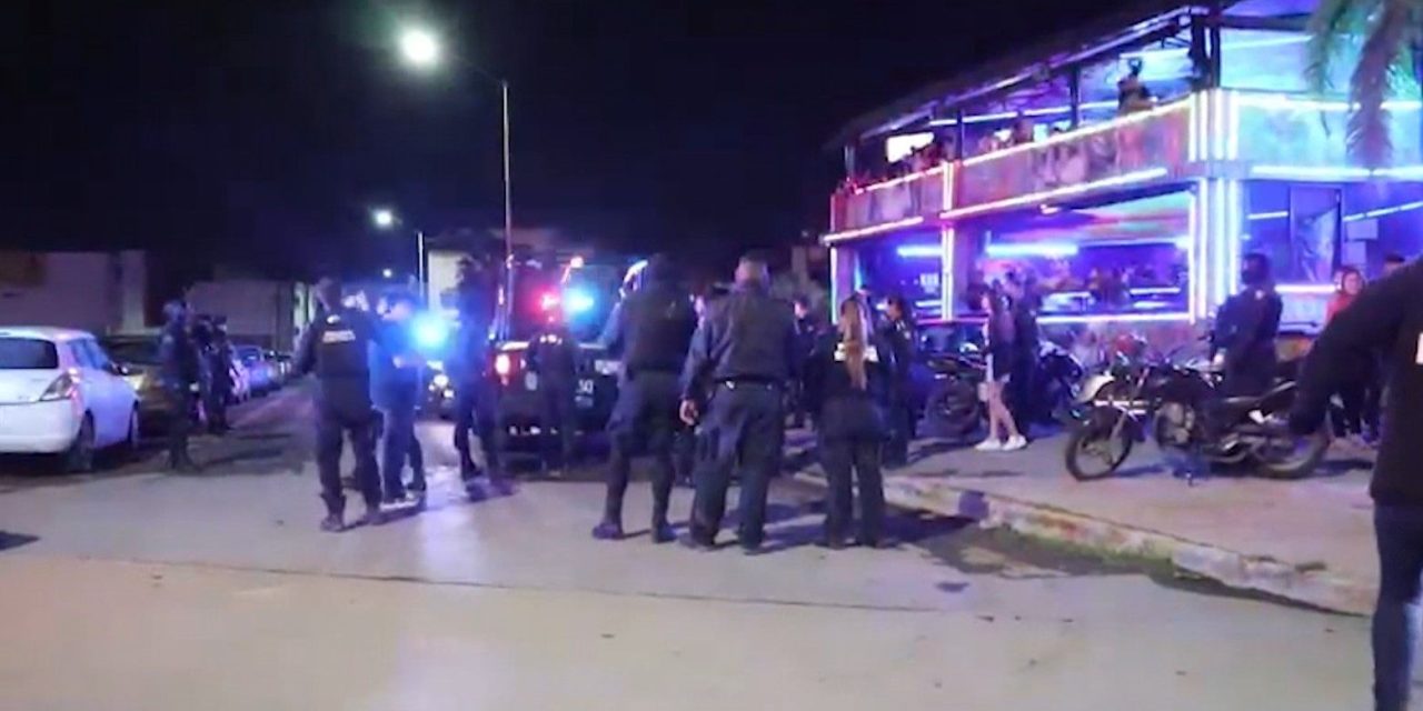 Se arma batalla campal durante la madrugada en Sayu en Saltillo
