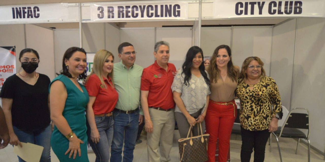 Participan empresas de Monclova en Feria del Empleo