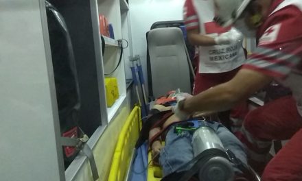 Joven en presunto estado de ebriedad queda muy grave tras salir ‘volando’ en accidente de Saltillo