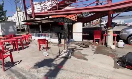 Se registra explosión en puesto de comida en Saltillo; cinco personas resultaron con quemaduras