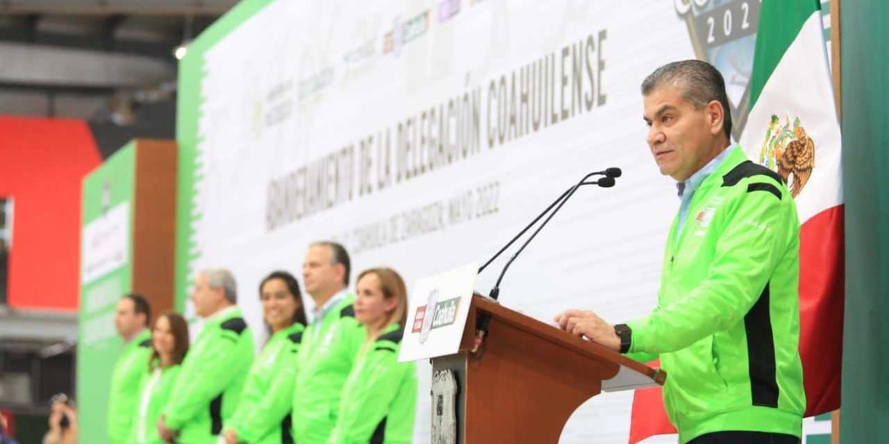 Abandera MARS delegación de deportistas coahuilenses