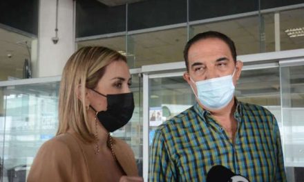 ‘Bronco se va a morir’; esposa y doctor se preocupan de Jaime Rodríguez