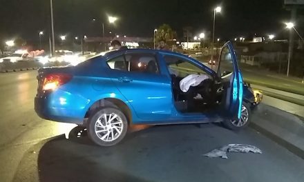 Hombre en estado de ebriedad causa carambola en Fundadores