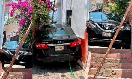 Por culpa del GPS: Turistas se atoran en Taxco, Guerrero