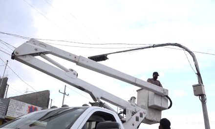 Dan ‘manita de gato’ a los semáforos de Saltillo