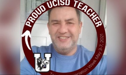 Maestro de Coahuila resultó herido durante la masacre en la primaria de Texas