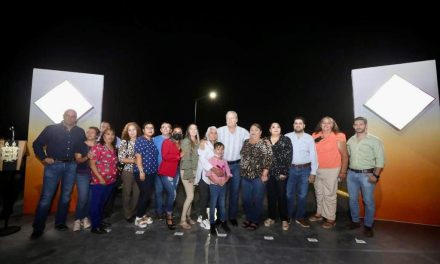 Chema Fraustro arranca programa de luminarias