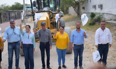 Arrancan pavimentación en colonias de Acuña