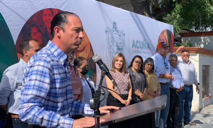 Con inversión de 4.8 millones de pesos continúa pavimentación en Acuña