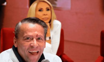 Alfredo Adame llama «machorra peleonera» a Laura Bozzo