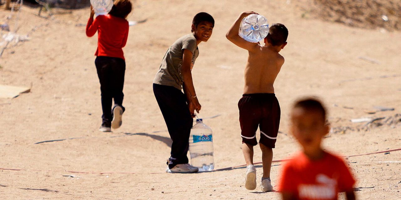 Nuevo León regresa a horario habitual de clases tras recuperar agua robada