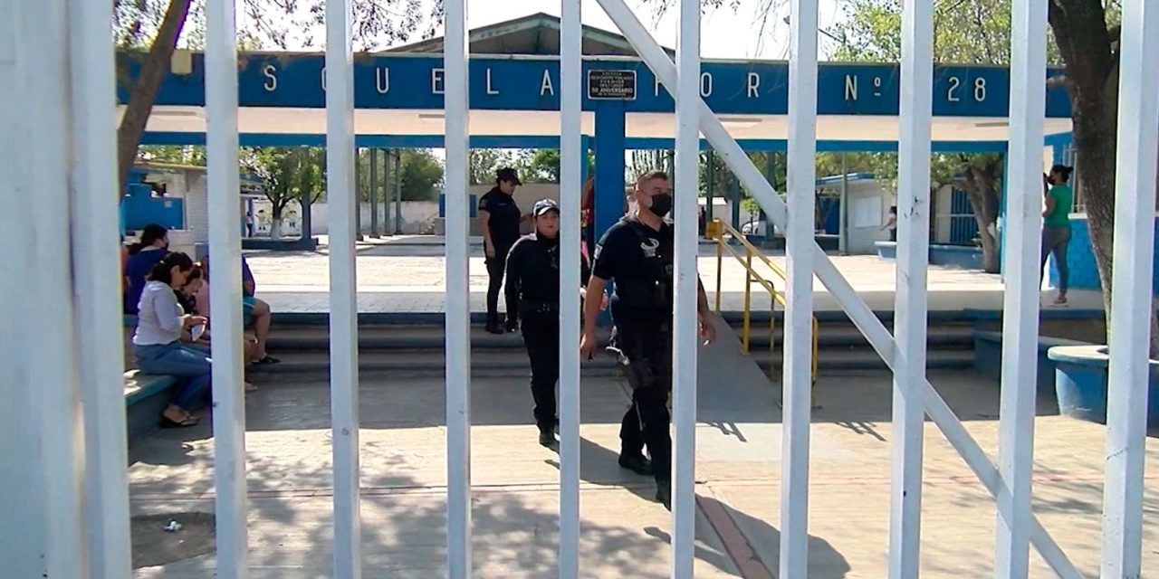 Amenaza maestra con desatar una masacre en Monclova
