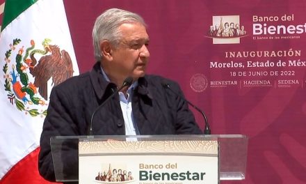 No creo en la reelección, ademas ya estoy chocheando: AMLO