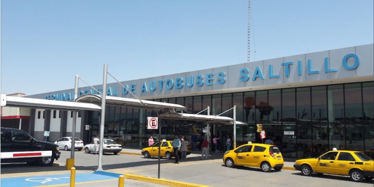 Le dan navajazo por un celular en Saltillo