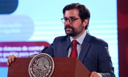 Despiden a 32 funcionarios de la Cofepris por cobrar ‘moches’