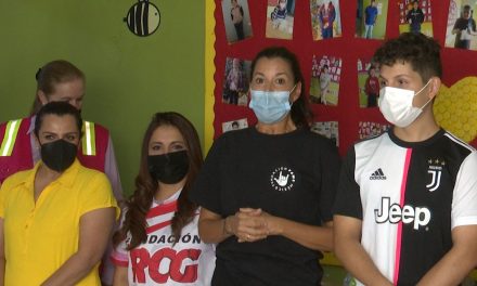 Niños en tratamiento contra cáncer reciben capas con superpoderes gracias a Fundación RCG