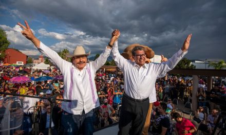 Armando Guadiana presenta informe en Saltillo