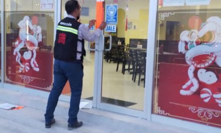 Cierran restaurante por riesgo en Torreón