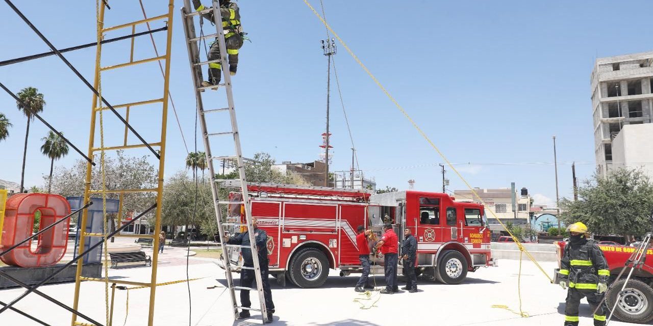 Preparan desafíos para apagafuegos en Torreón