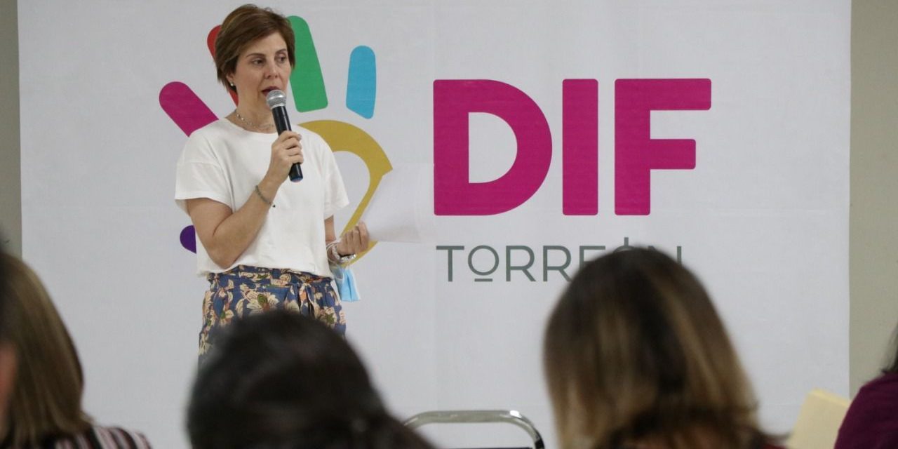 Se acerca DIF Torreón a la Sociedad Civil