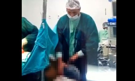 Imágenes fuertes: Médico abusa de mujer en plena cesárea (video)