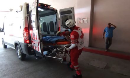 Hombre se niega a ser asaltado en Saltillo… es apuñalado y termina en el hospital