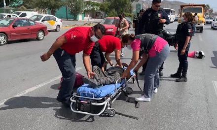 Hombre es brutalmente atropellado al intentar cruzar la Saltillo-Monterrey