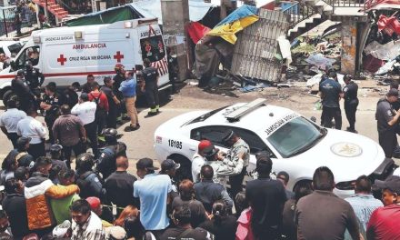 Muere familia de eloteros tras ser arrollados por un camión en Naucalpan