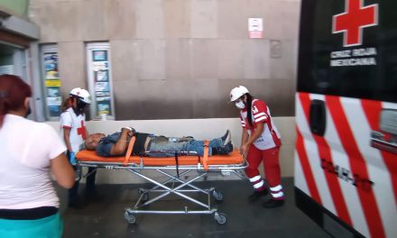Saltillo: Hombre con insomnio sale a caminar por la noche y fue encontrado con un golpe en la cabeza